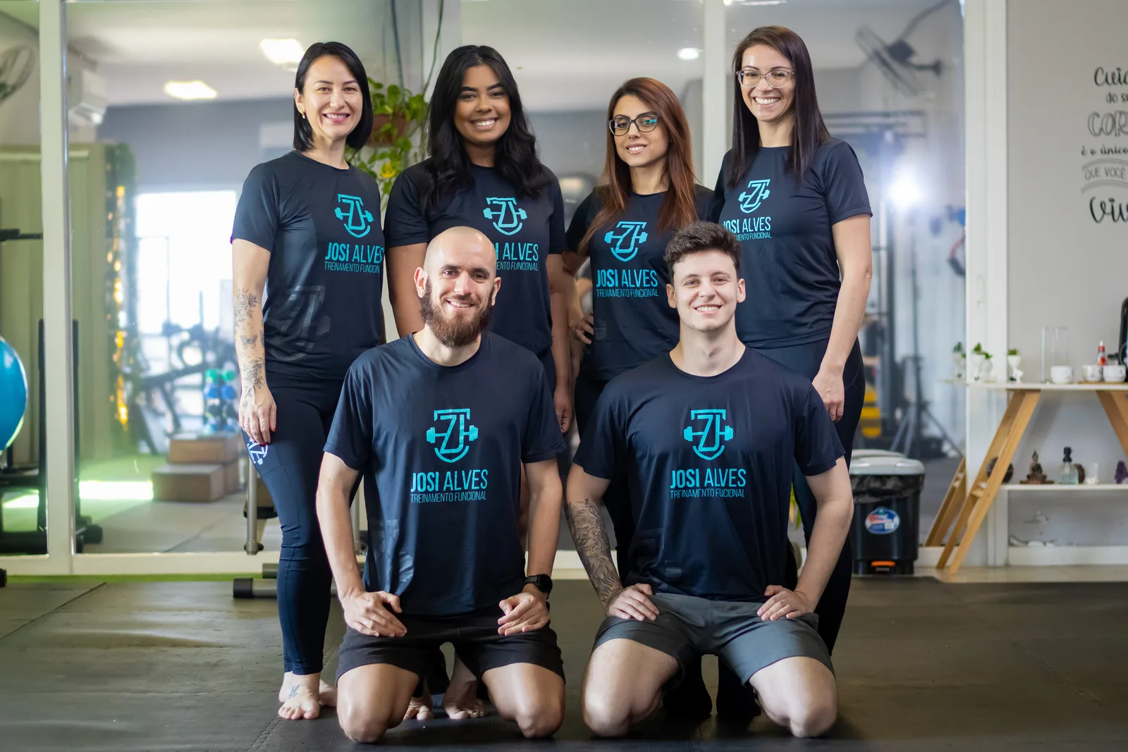Equipe de professores do estúdio Josi Alves Treinamento Funcional